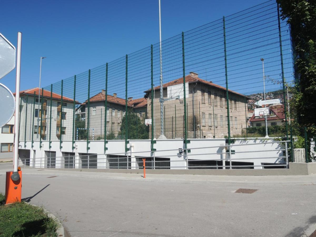 Hotel Logavina 8 Garage Parking サラエヴォ エクステリア 写真