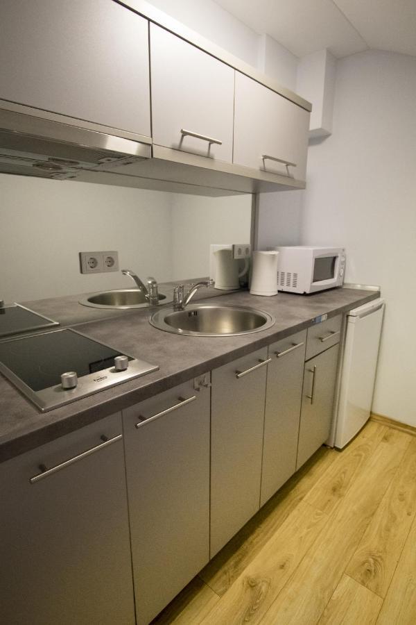 Hotel Logavina 8 Garage Parking サラエヴォ エクステリア 写真